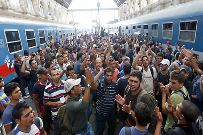 Migrants venus des Balkans à la station de Budapest en 2015 - © Council on Foreign Relations